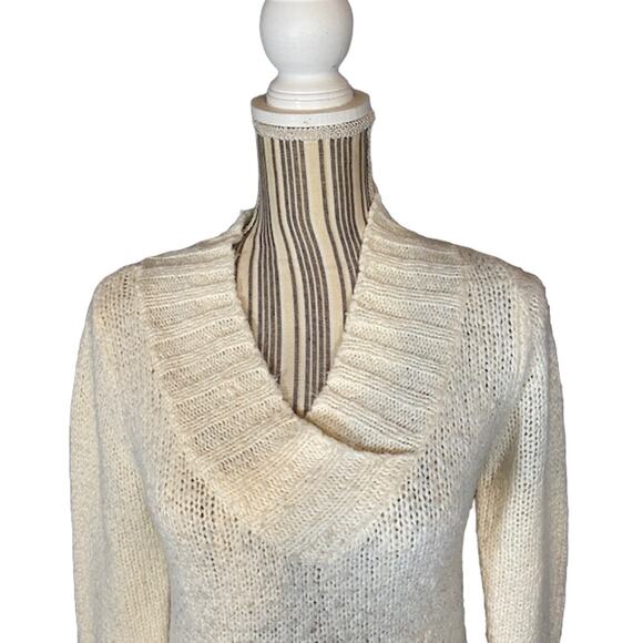 Energie Cream V-Neck Knit Pullover Sweater Women Sz M - Picture 6 of 9
